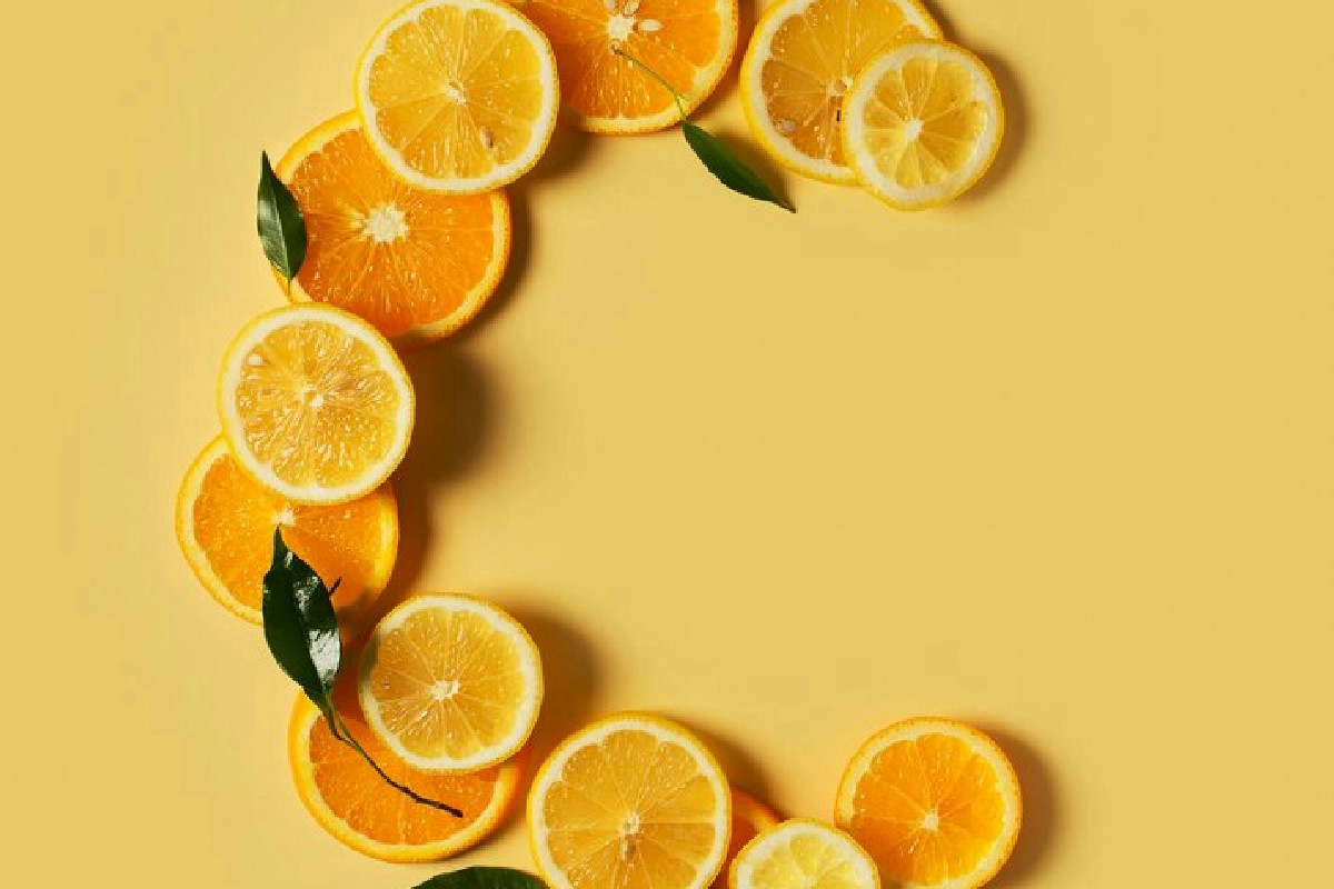 Cachi, il frutto d’autunno che sazia e difende l’intestino: il modo migliore per gustarlo