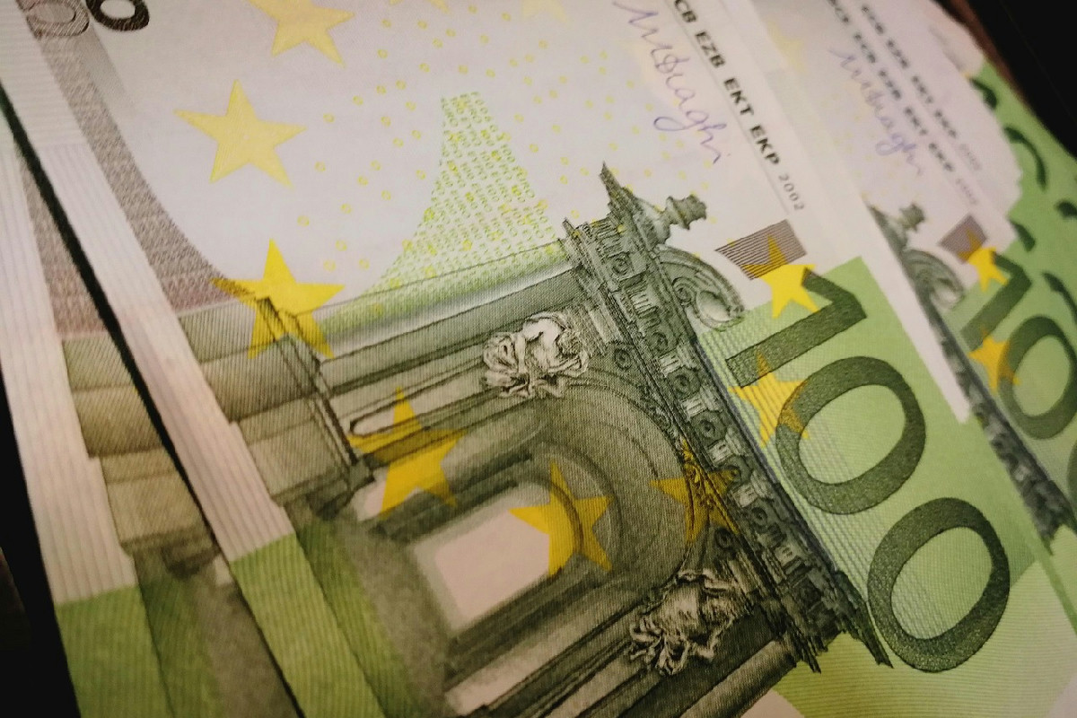 Pensioni di dicembre 2025: ecco quando arrivano accrediti e contanti, tutto cambia per Natale